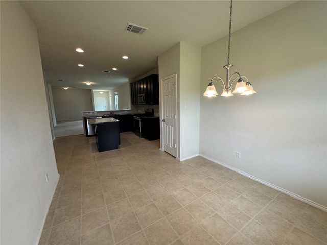 250 Zuma DR, Liberty Hill, TX 78642