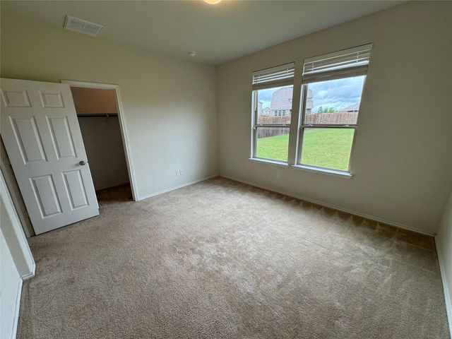 250 Zuma DR, Liberty Hill, TX 78642