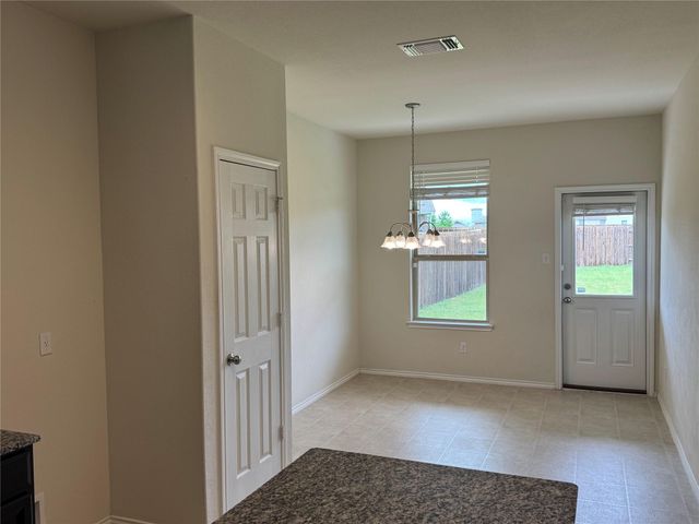 250 Zuma DR, Liberty Hill, TX 78642
