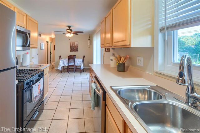 5307 Worchester Drive, Swartz Creek, MI 48473