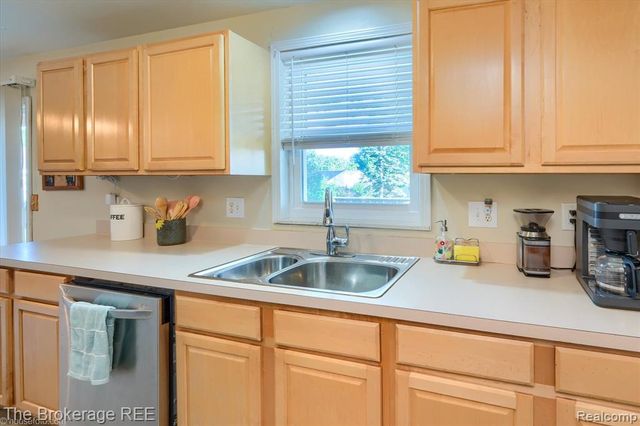 5307 Worchester Drive, Swartz Creek, MI 48473