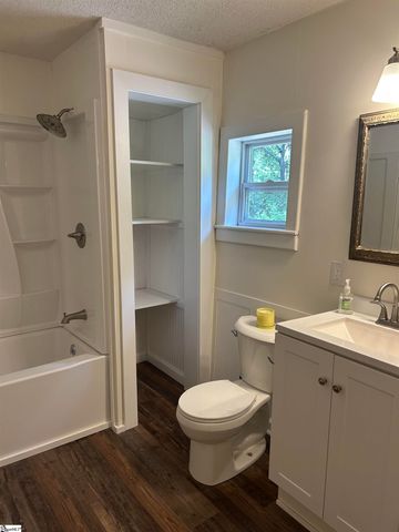 13624 Highway 20, Belton, SC 29627