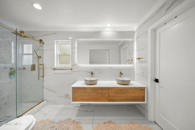 1690 Stoddard Avenue, Thousand Oaks, CA 91360