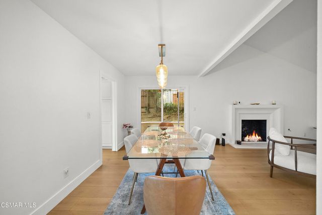 1690 Stoddard Avenue, Thousand Oaks, CA 91360