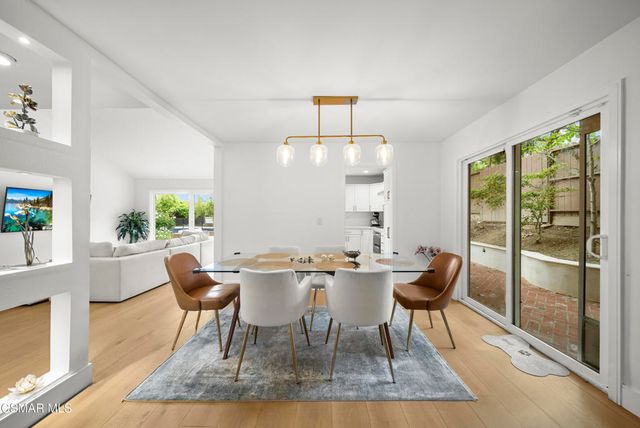 1690 Stoddard Avenue, Thousand Oaks, CA 91360