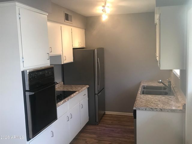 3517 E Montecito Avenue, Phoenix, AZ 85018