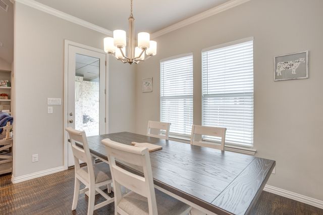 112 Steves Way, Waxahachie, TX 75165