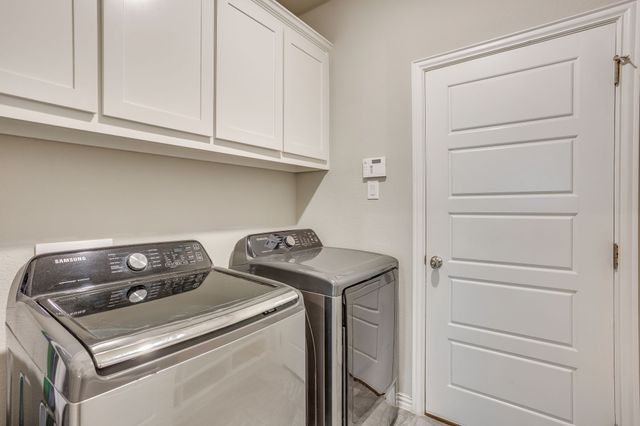 112 Steves Way, Waxahachie, TX 75165