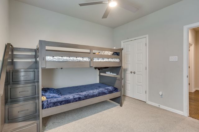 112 Steves Way, Waxahachie, TX 75165