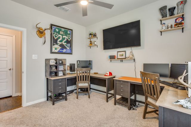 112 Steves Way, Waxahachie, TX 75165
