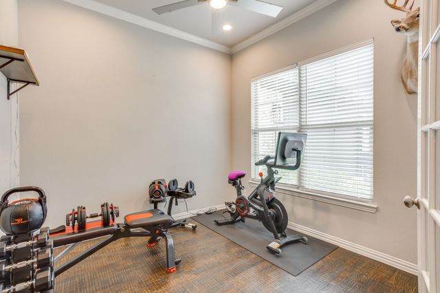 112 Steves Way, Waxahachie, TX 75165