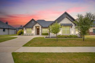 112 Steves Way, Waxahachie, TX 75165