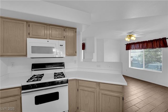 698 South Racetrack Road 1411, Henderson, NV 89015