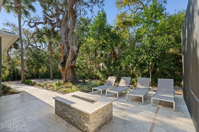 122 Beach Street, Ponce Inlet, FL 32127