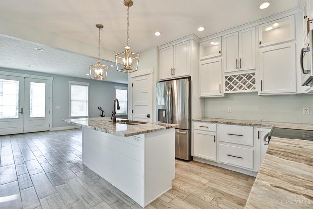 465 Cayman Circle, Tipp City, OH 45371