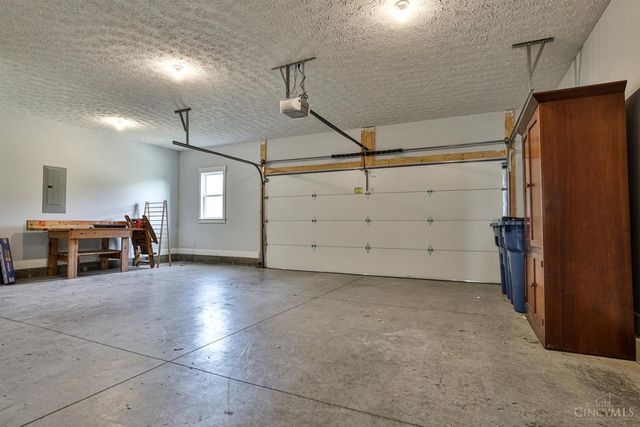 465 Cayman Circle, Tipp City, OH 45371