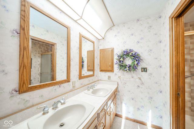 223 Somerville Road, Anderson, IN 46011