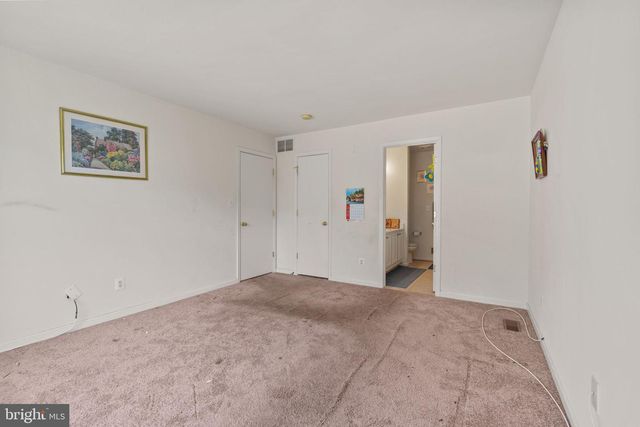 16 RHONDA CT, Windsor Mill, MD 21244