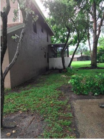 22291 Woodspring Drive, Boca Raton, FL 33428