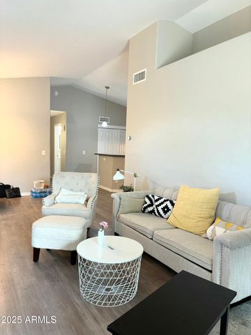 5620 S 42ND Street, Phoenix, AZ 85040