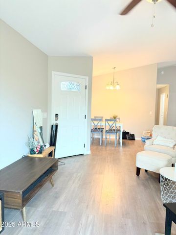 5620 S 42ND Street, Phoenix, AZ 85040