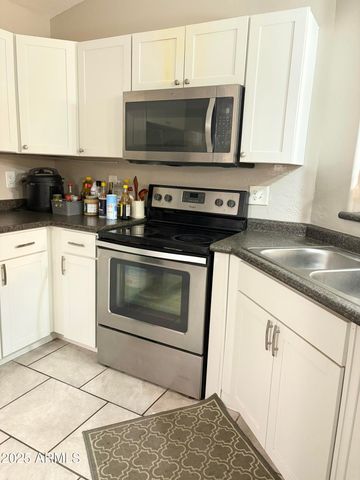 5620 S 42ND Street, Phoenix, AZ 85040