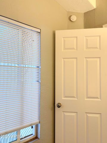 5620 S 42ND Street, Phoenix, AZ 85040