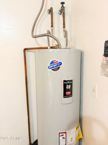 5620 S 42ND Street, Phoenix, AZ 85040