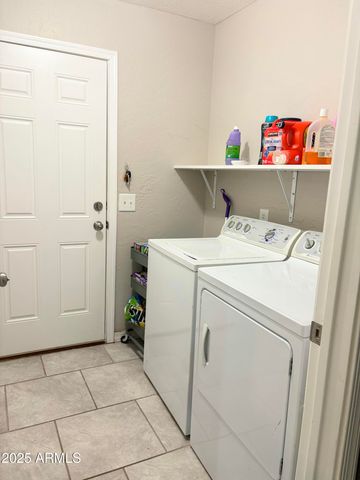 5620 S 42ND Street, Phoenix, AZ 85040