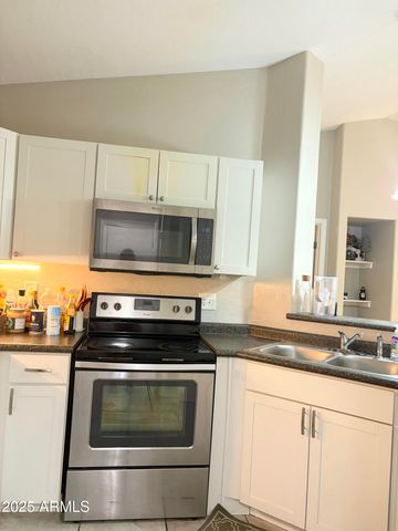 5620 S 42ND Street, Phoenix, AZ 85040