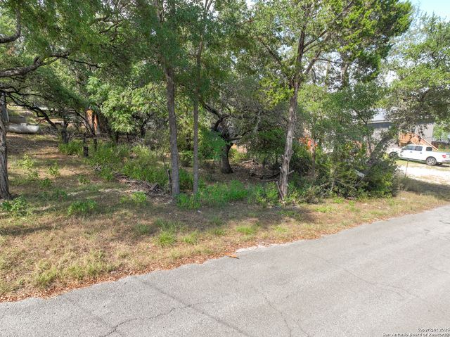 338 Grey Fawn, Canyon Lake, TX 78133