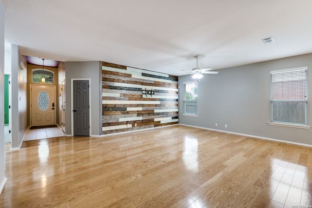 100 Cloud Crossing, Cibolo, TX 78108