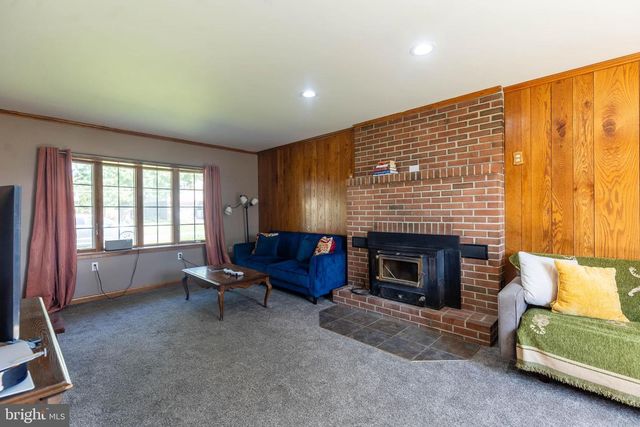 2374 GREENE STREET, Chambersburg, PA 17201