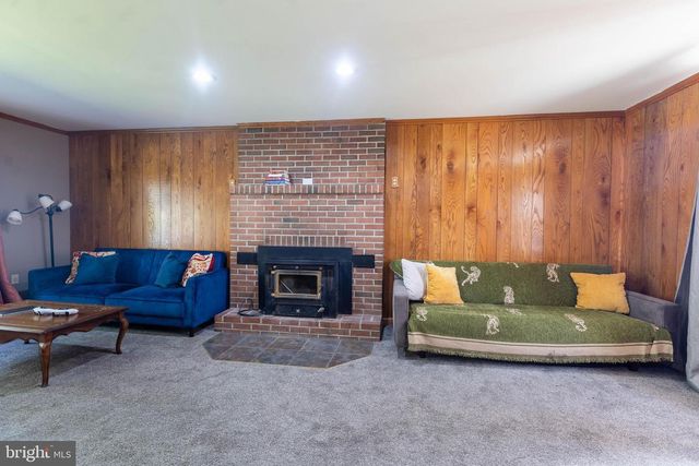 2374 GREENE STREET, Chambersburg, PA 17201