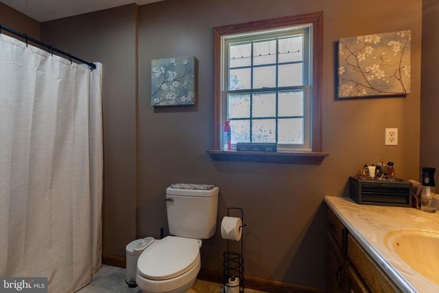 2374 GREENE STREET, Chambersburg, PA 17201