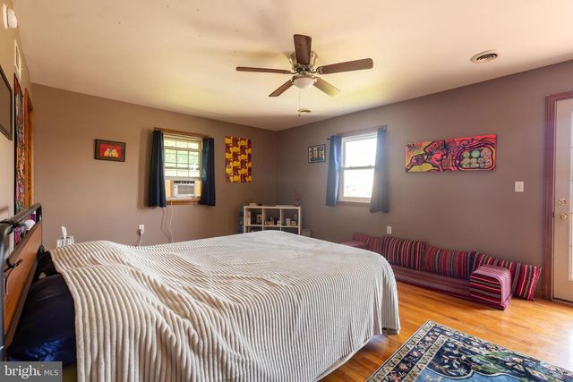 2374 GREENE STREET, Chambersburg, PA 17201