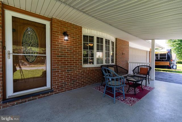 2374 GREENE STREET, Chambersburg, PA 17201