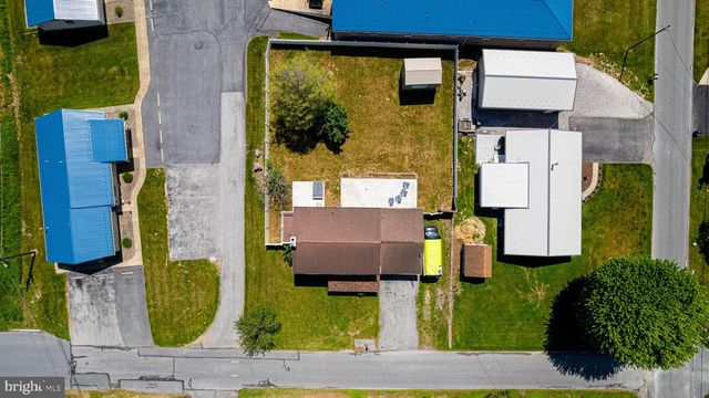 2374 GREENE STREET, Chambersburg, PA 17201