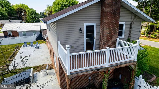 2374 GREENE STREET, Chambersburg, PA 17201