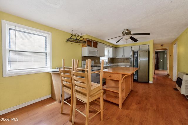 634 State Route 143, Westerlo, NY 12193