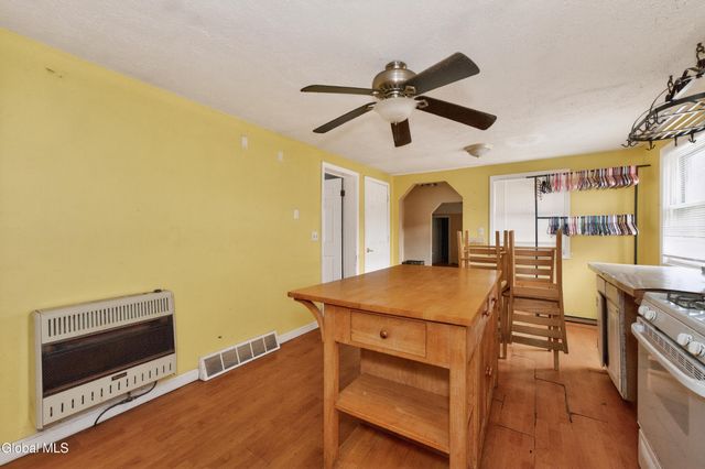 634 State Route 143, Westerlo, NY 12193
