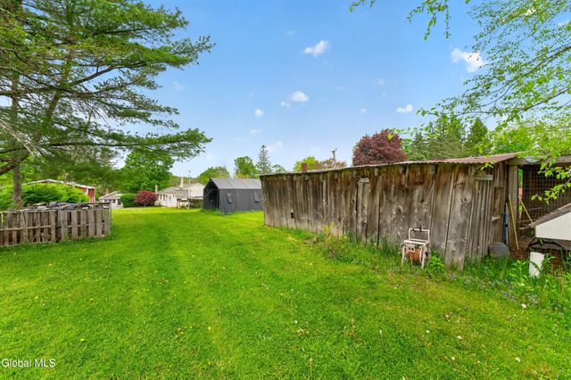 634 State Route 143, Westerlo, NY 12193