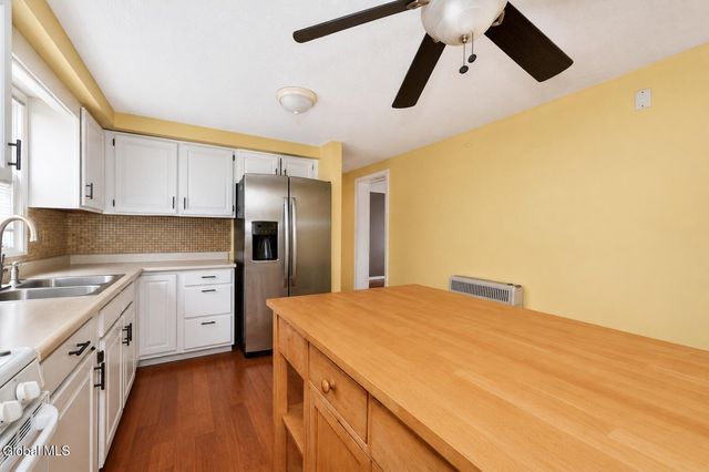634 State Route 143, Westerlo, NY 12193