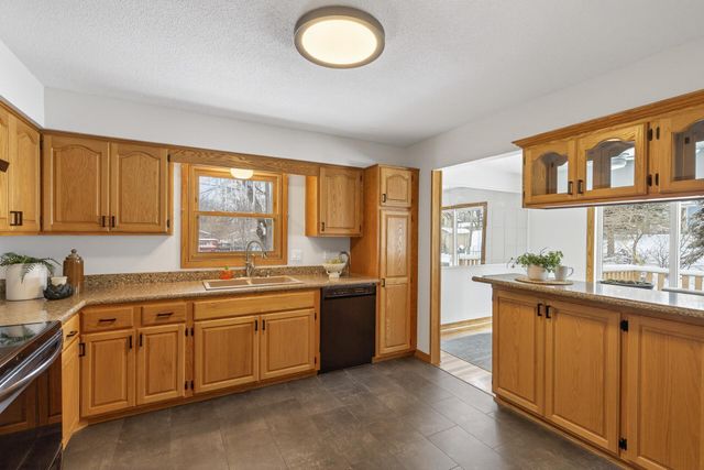 16609 Galaxie Way, Rosemount, MN 55068