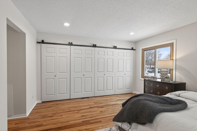 16609 Galaxie Way, Rosemount, MN 55068