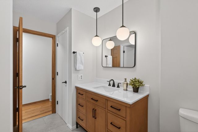 16609 Galaxie Way, Rosemount, MN 55068