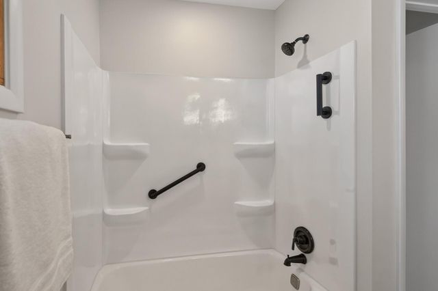 16609 Galaxie Way, Rosemount, MN 55068