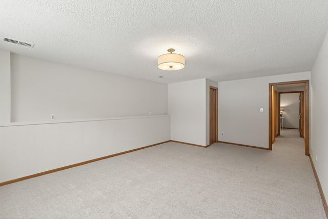 16609 Galaxie Way, Rosemount, MN 55068