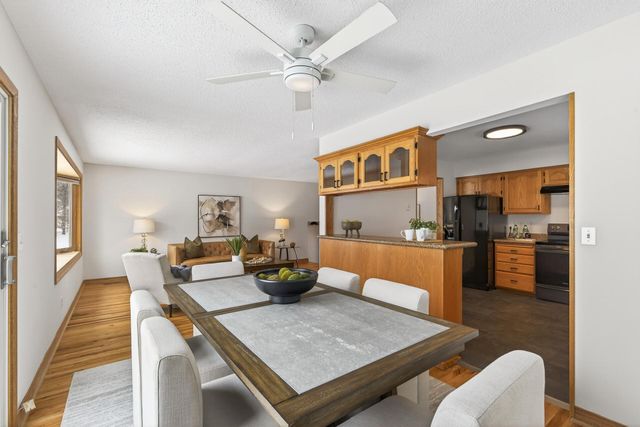 16609 Galaxie Way, Rosemount, MN 55068