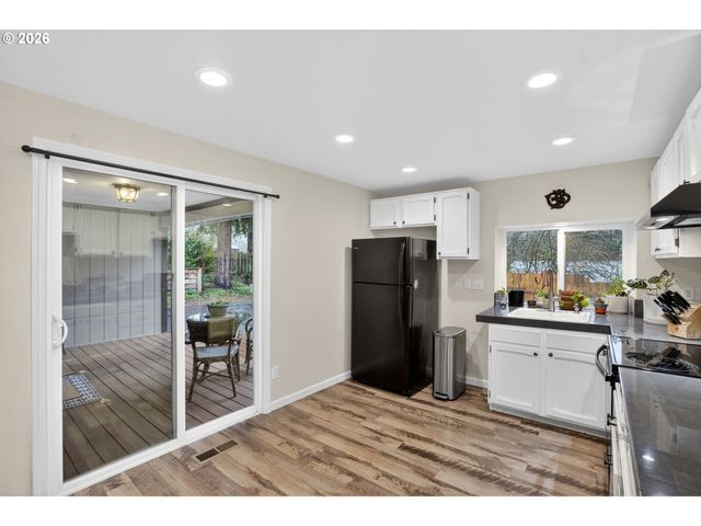 4721 Sw 45TH Ave, Portland, OR 97221